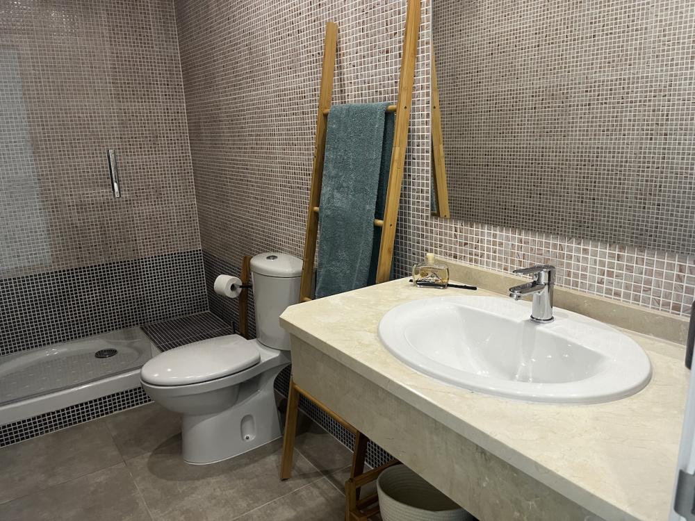 2 Bed, 2 Bath, ApartmentFor Sale, Istán, Malaga