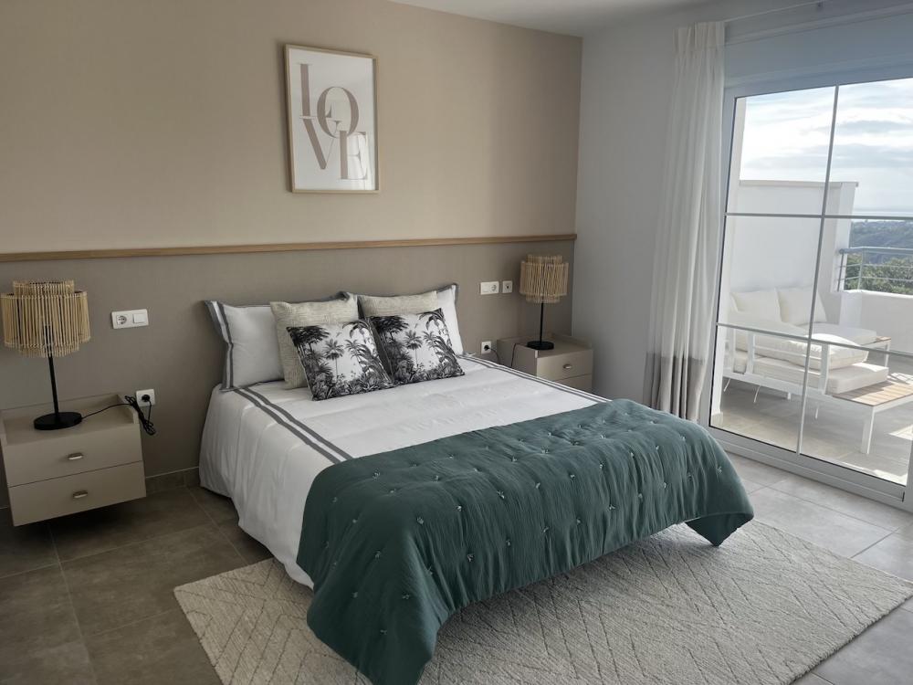 2 Bed, 2 Bath, ApartmentFor Sale, Istán, Malaga