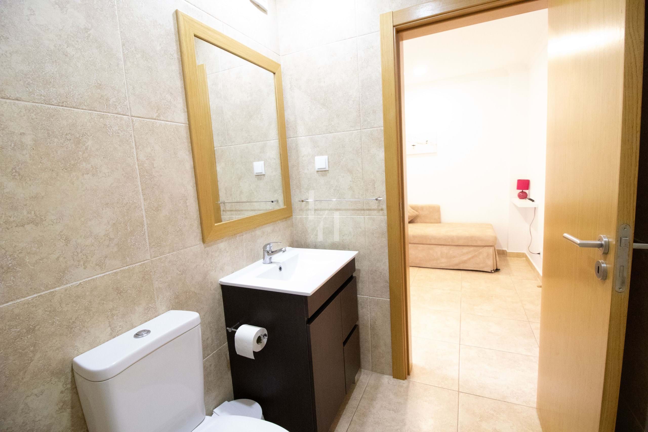 1 Bath, ApartmentFor Sale, Portimao, Faro, 8500-840 1 Bath, ApartmentFor Sale, Portimao, Faro, 8500-840