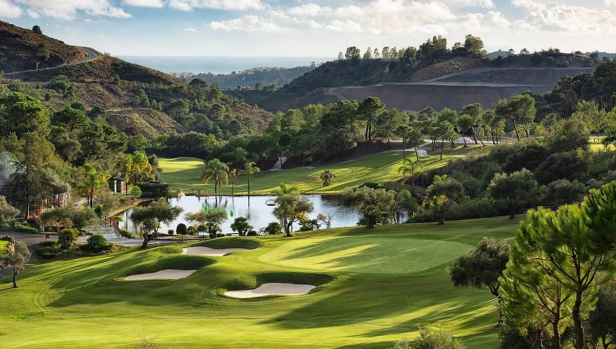 3 Bed, 3 Bath, ApartmentFor Sale, Benahavis, Malaga