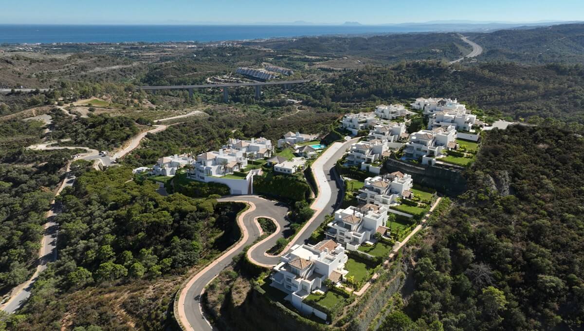 3 Bed, 3 Bath, ApartmentFor Sale, Benahavis, Malaga