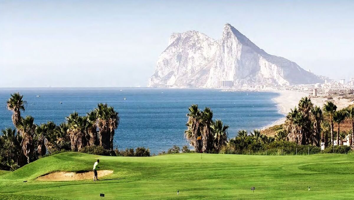 3 Bed, 2 Bath, ApartmentFor Sale, La Alcaidesa, Malaga