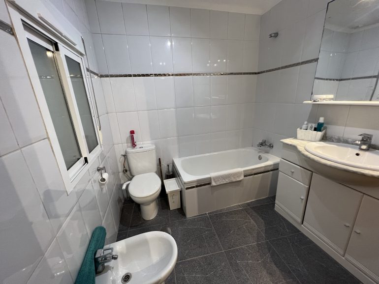 3 Bed, 1 Bath, HouseFor Sale, Olvera, Andalucia