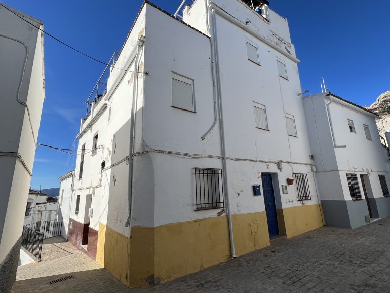 3 Bed, 1 Bath, HouseFor Sale, Olvera, Andalucia