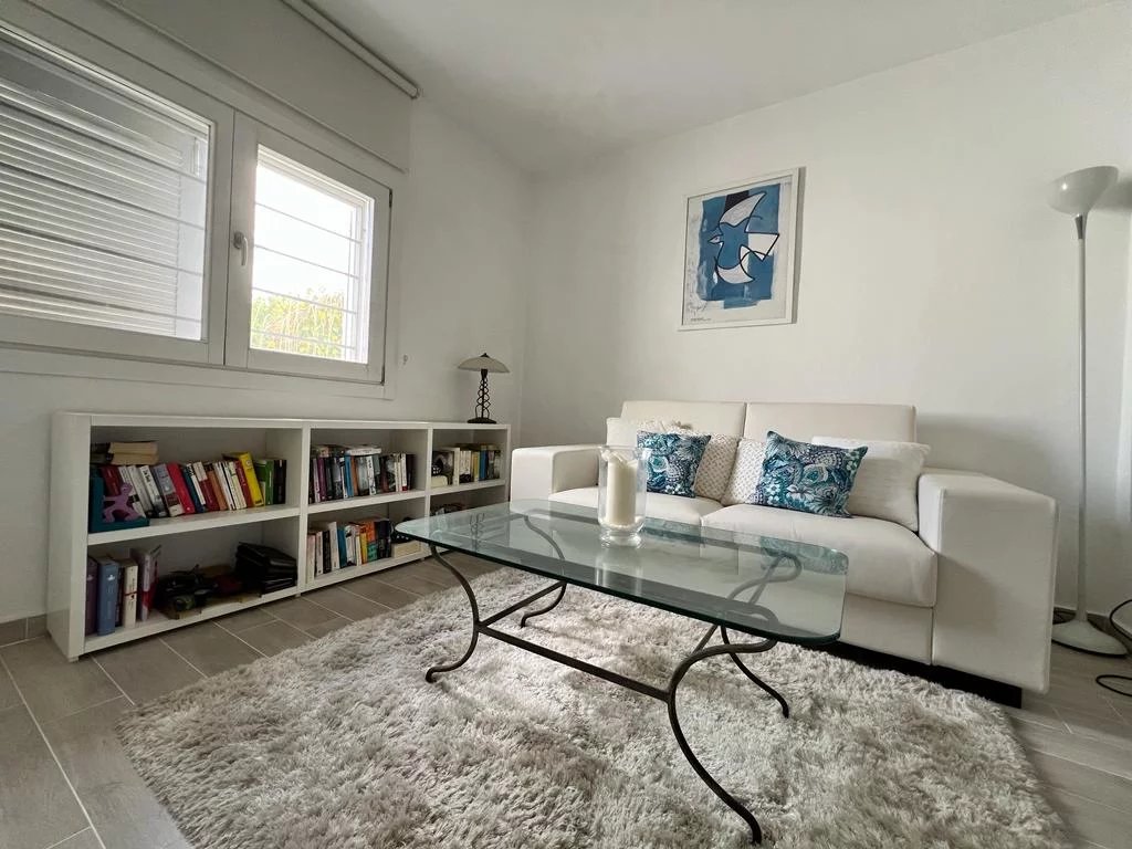 4 Bed, 2 Bath, HouseFor Sale, Javea, Alicante