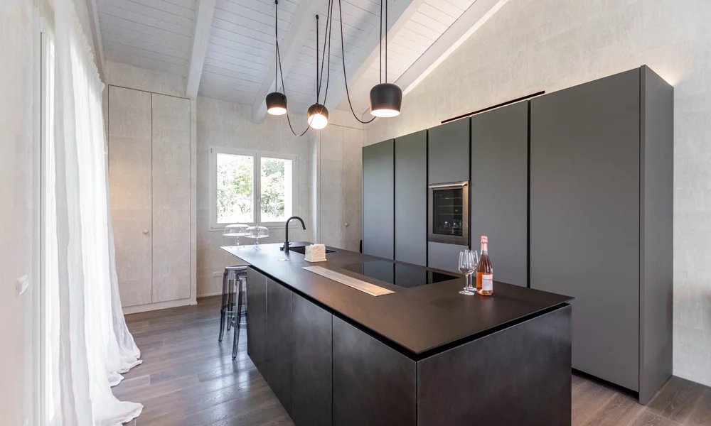 5 Bed, 4 Bath, HouseFor Sale, Pesaro, Pesaro-Urbino