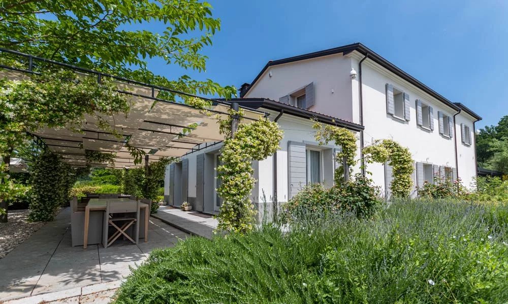 5 Bed, 4 Bath, HouseFor Sale, Pesaro, Pesaro-Urbino