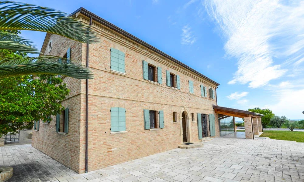 4 Bed, 3 Bath, HouseFor Sale, Monte San Vito, Ancona