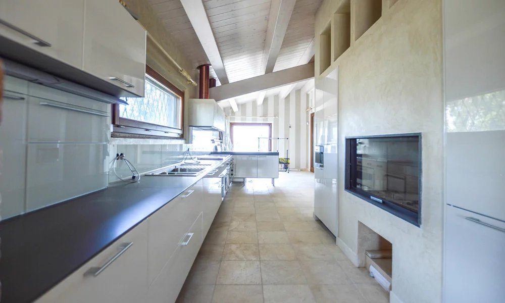 4 Bed, 3 Bath, HouseFor Sale, Monte San Vito, Ancona