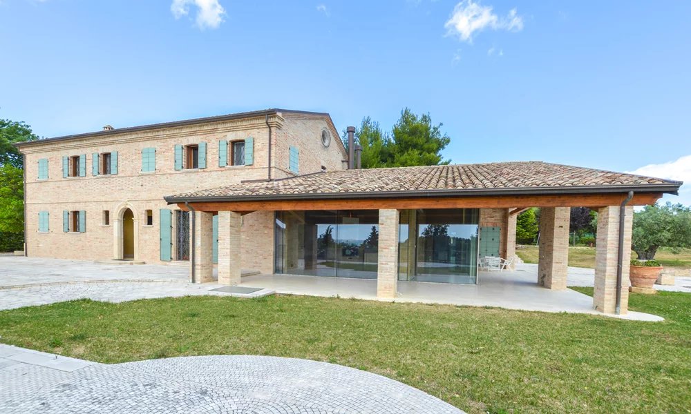4 Bed, 3 Bath, HouseFor Sale, Monte San Vito, Ancona