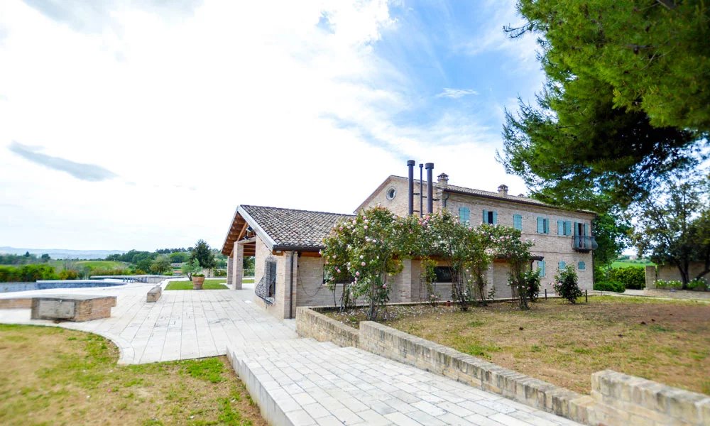 4 Bed, 3 Bath, HouseFor Sale, Monte San Vito, Ancona