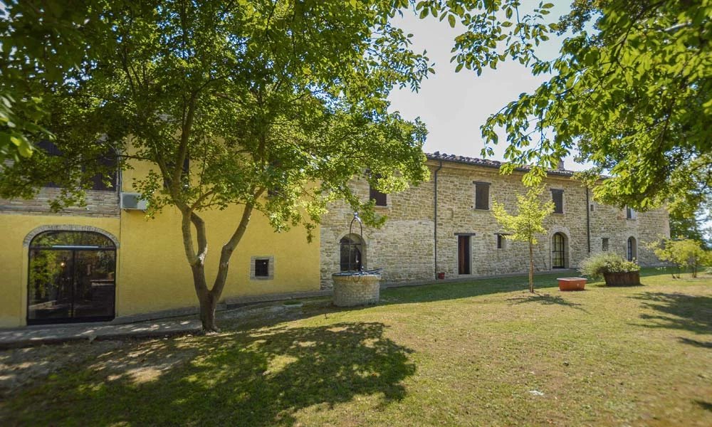 8 Bed, 5 Bath, HouseFor Sale, Pesaro, Pesaro-Urbino