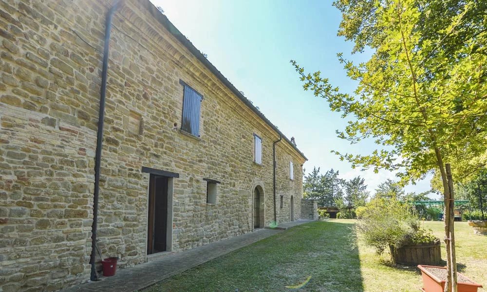 8 Bed, 5 Bath, HouseFor Sale, Pesaro, Pesaro-Urbino