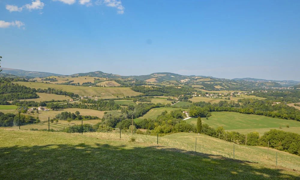 8 Bed, 5 Bath, HouseFor Sale, Pesaro, Pesaro-Urbino