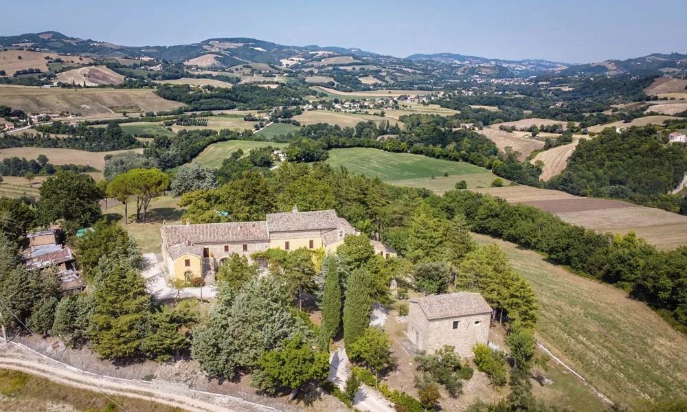 8 Bed, 5 Bath, HouseFor Sale, Pesaro, Pesaro-Urbino