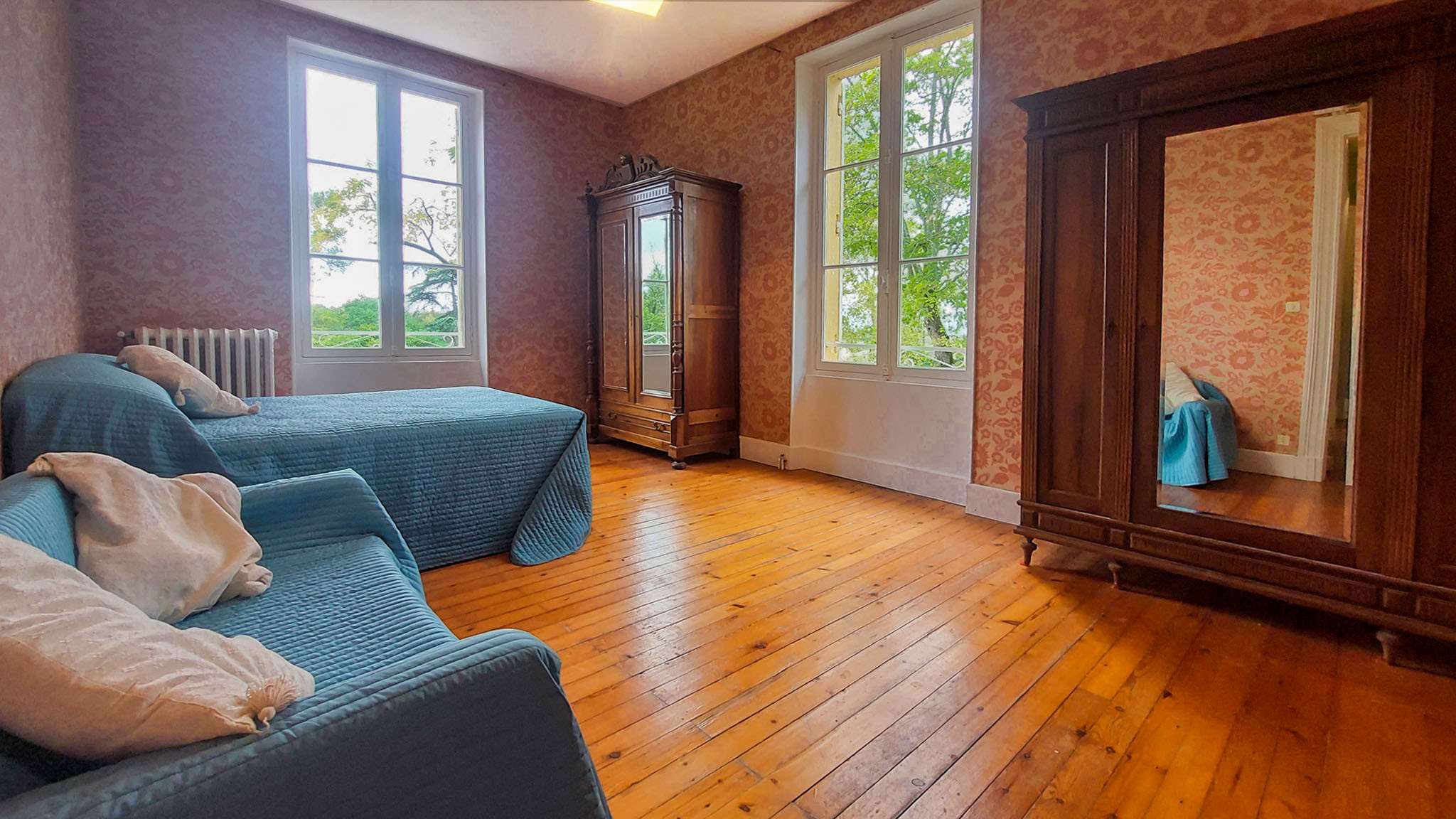 7 Bed, 1 Bath, HouseFor Sale, Fauillet, Lot-et-Garonne, Aquitaine, 47400