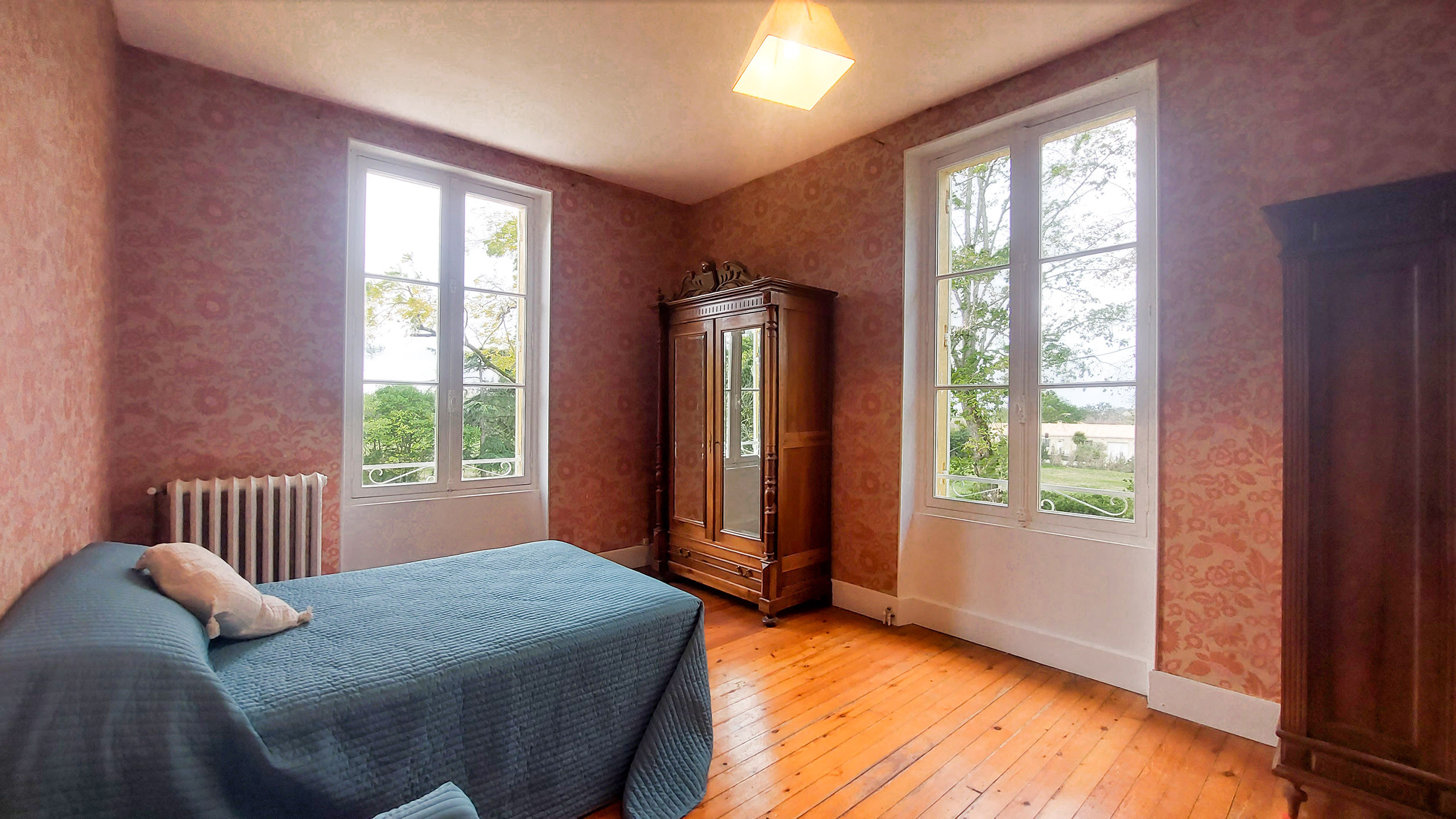 7 Bed, 1 Bath, HouseFor Sale, Fauillet, Lot-et-Garonne, Aquitaine, 47400