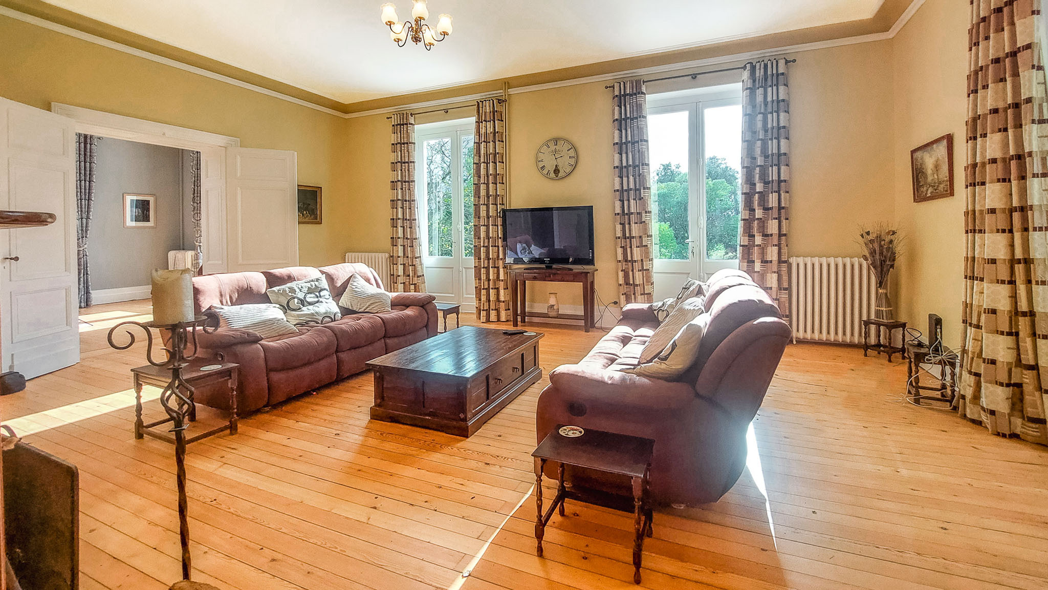 7 Bed, 1 Bath, HouseFor Sale, Fauillet, Lot-et-Garonne, Aquitaine, 47400