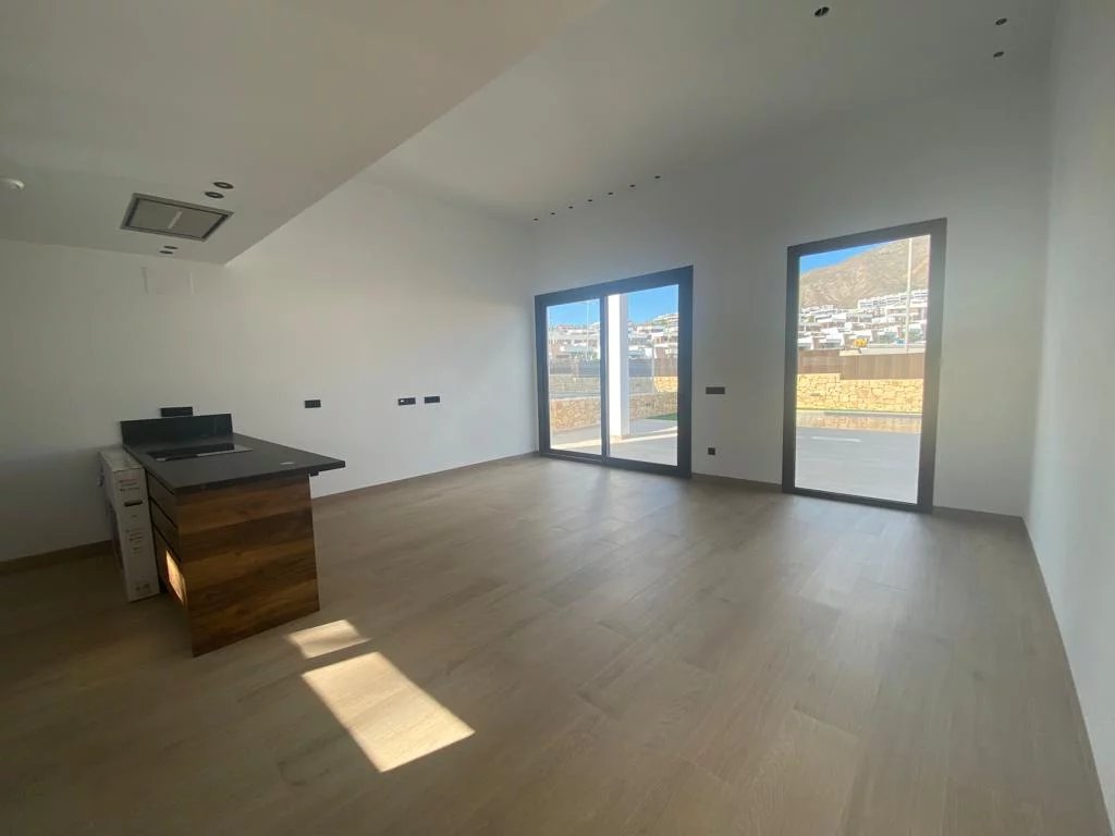 3 Bed, 2 Bath, ApartmentFor Sale, Finestrat, Alicante