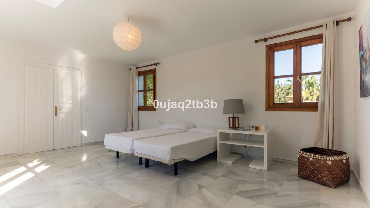 6 Bed, 8 Bath, HouseFor Sale, Guadalmina Baja, Malaga