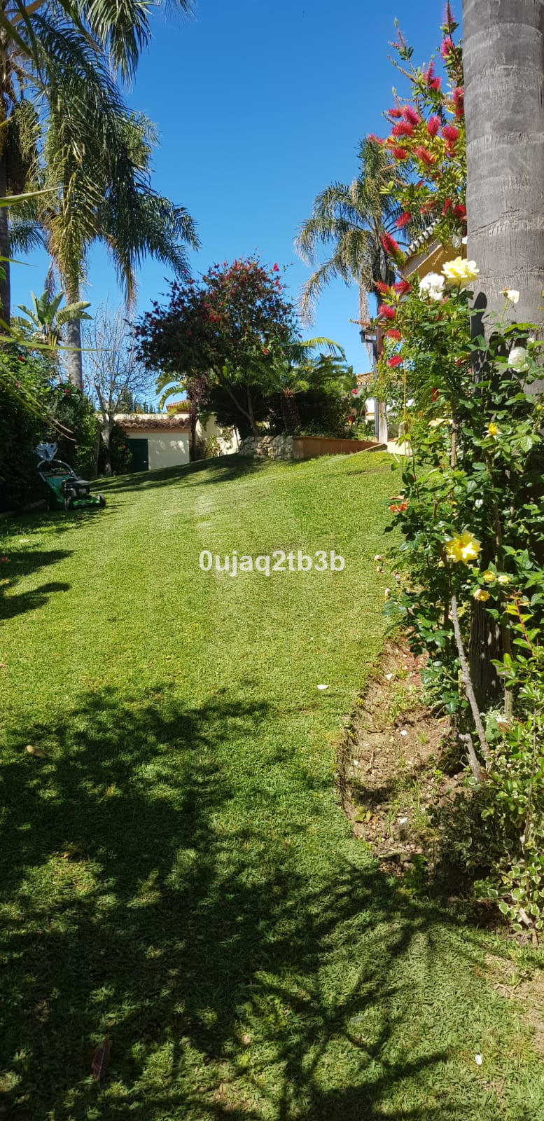 5 Bed, 4 Bath, HouseFor Sale, New Golden Mile, Malaga