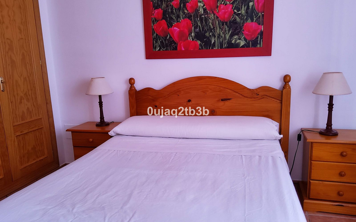 6 Bed, 4 Bath, HouseFor Sale, Estepona, Malaga