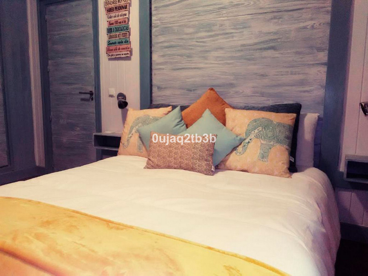 8 Bed, 4 Bath, HouseFor Sale, Marbella, Malaga