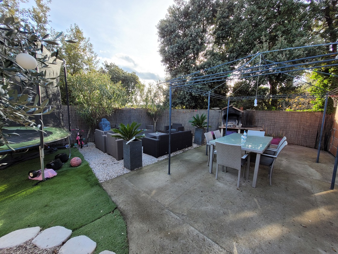 4 Bed, 2 Bath, HouseFor Sale, Magalas, Herault, Languedoc-Roussillon, 34480