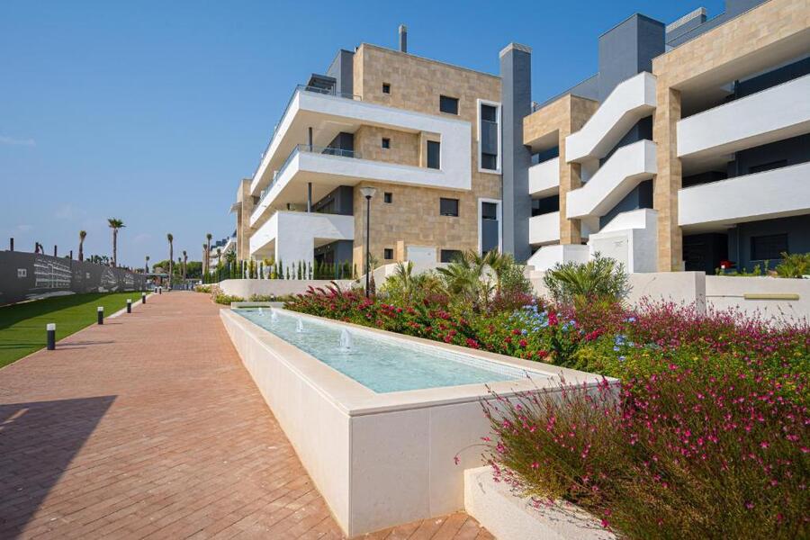 2 Bed, 2 Bath, ApartmentFor Sale, Playa Flamenca, Alicante