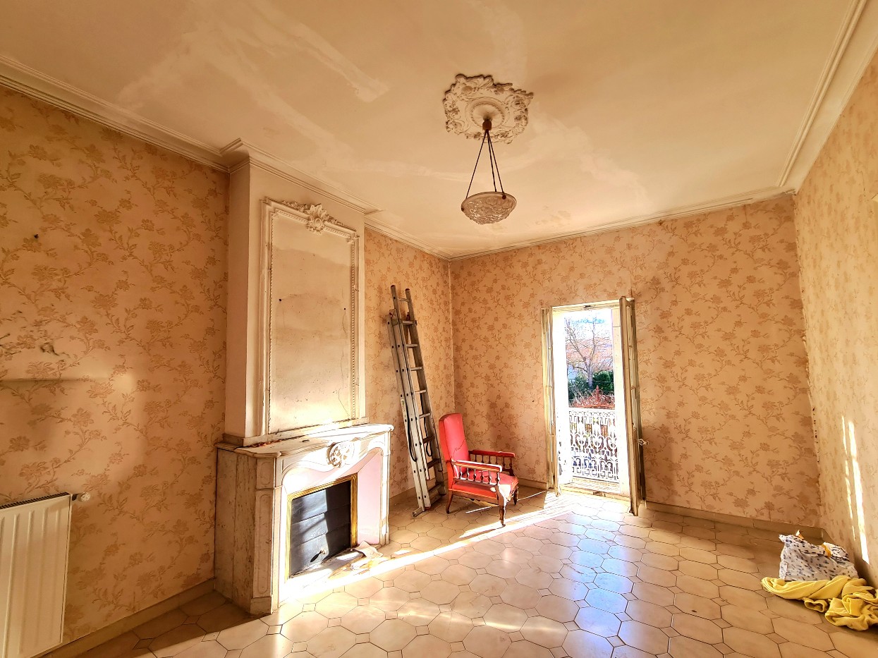 7 Bed, 1 Bath, HouseFor Sale, Narbonne, Aude, Languedoc-Roussillon, 11000