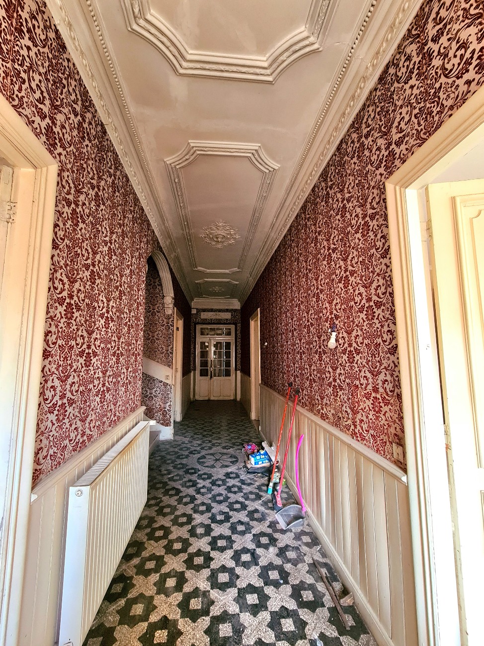 7 Bed, 1 Bath, HouseFor Sale, Narbonne, Aude, Languedoc-Roussillon, 11000