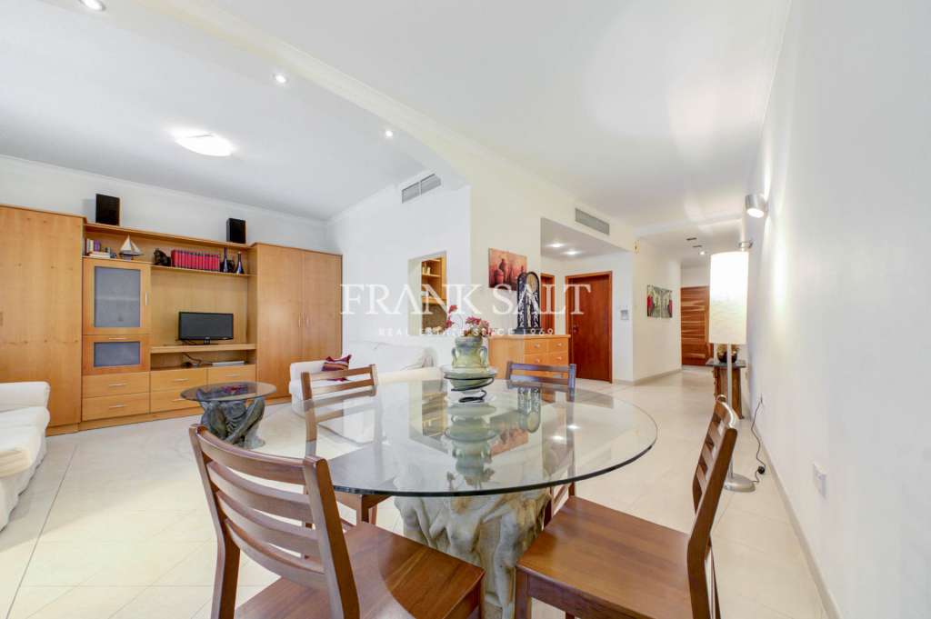 1 Bed, ApartmentFor Sale, Portomaso, Malta