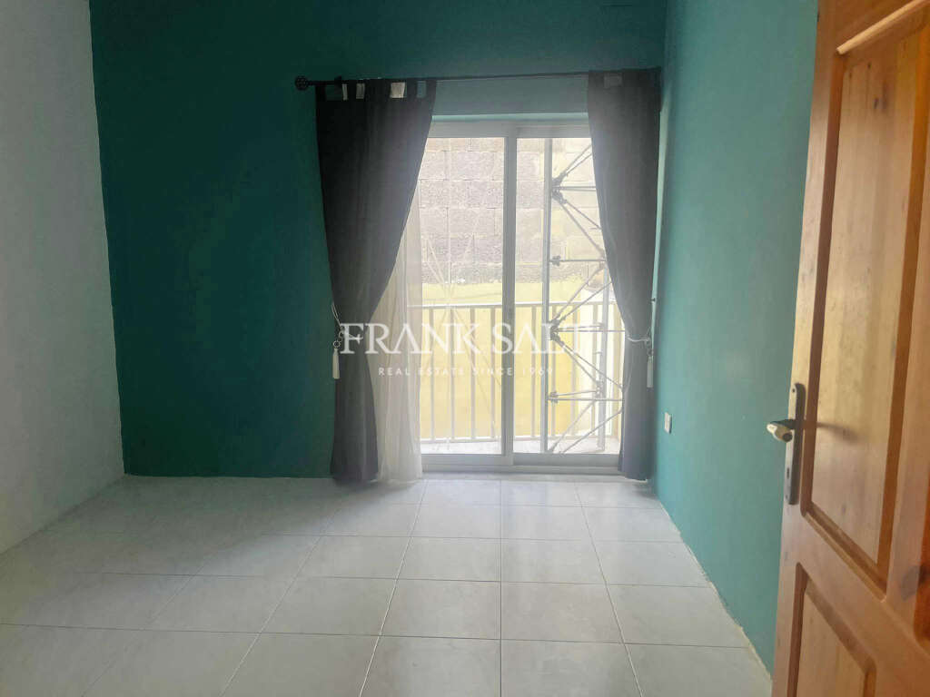 3 Bed, ApartmentFor Sale, Marsascala, Malta