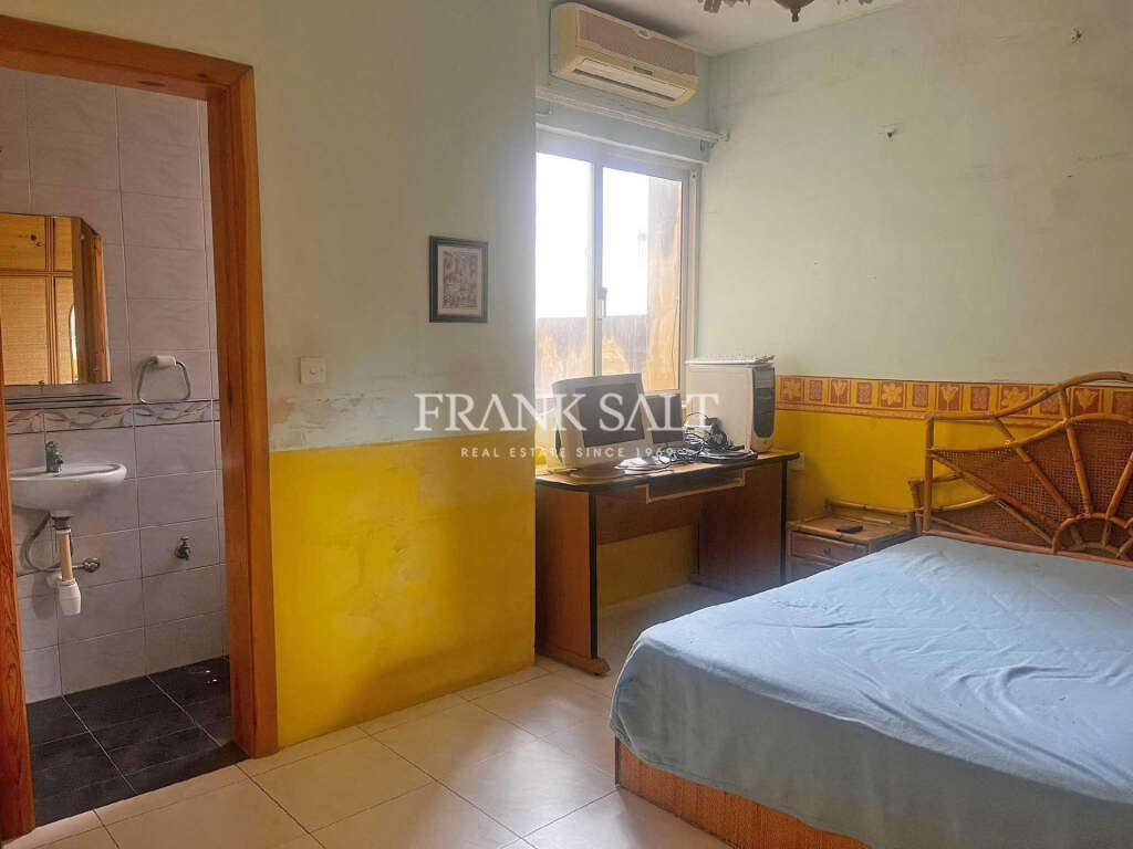 3 Bed, ApartmentFor Sale, Marsascala, Malta