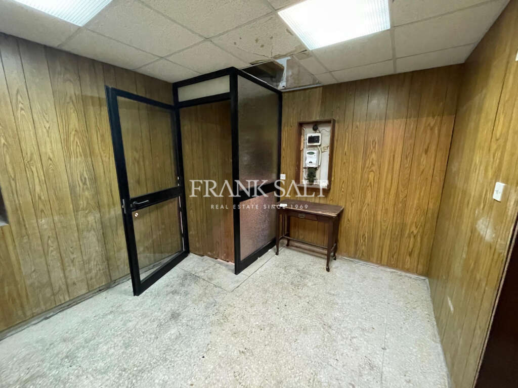 Commercial Property, For Sale