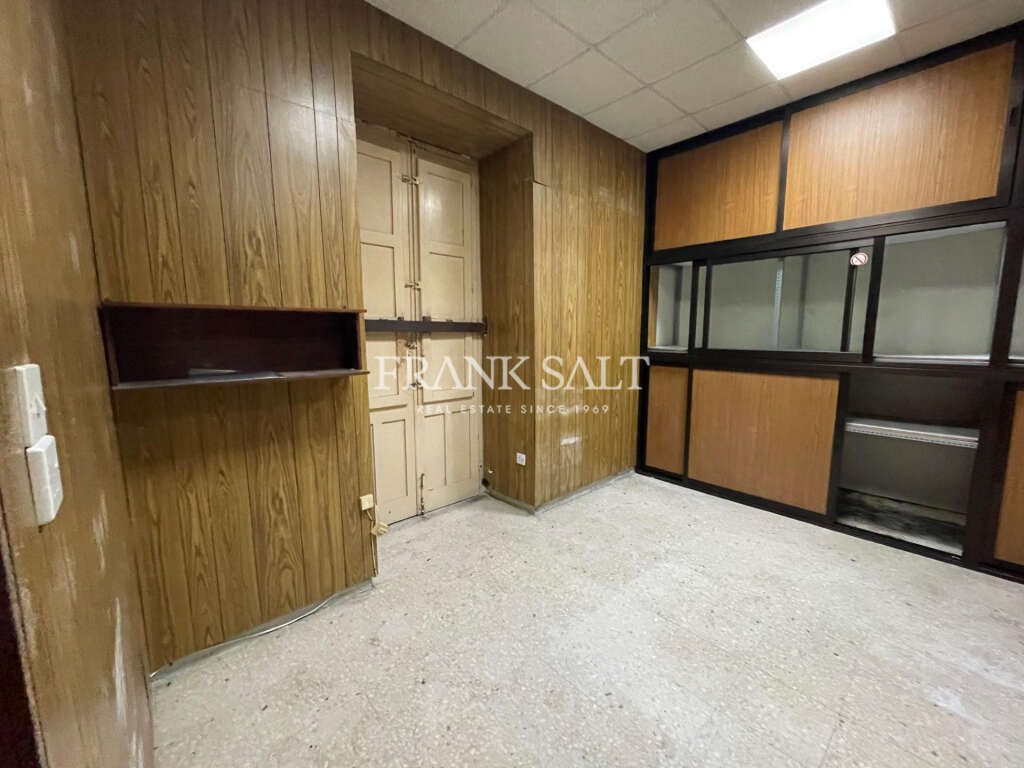 Commercial Property, For Sale