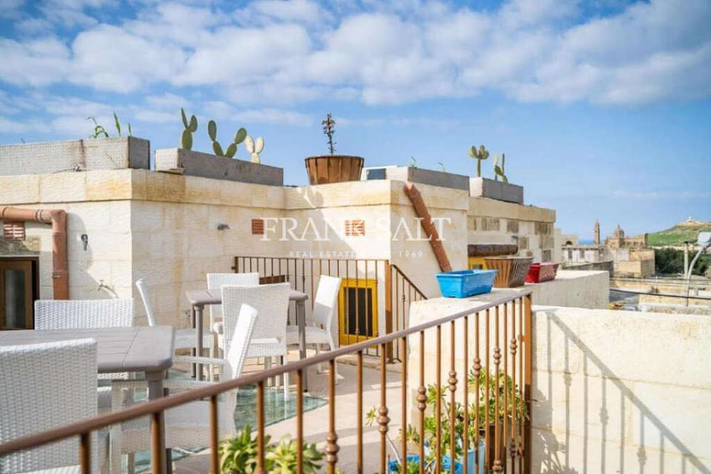 8 Bed, HouseFor Sale, Gharb, Gozo