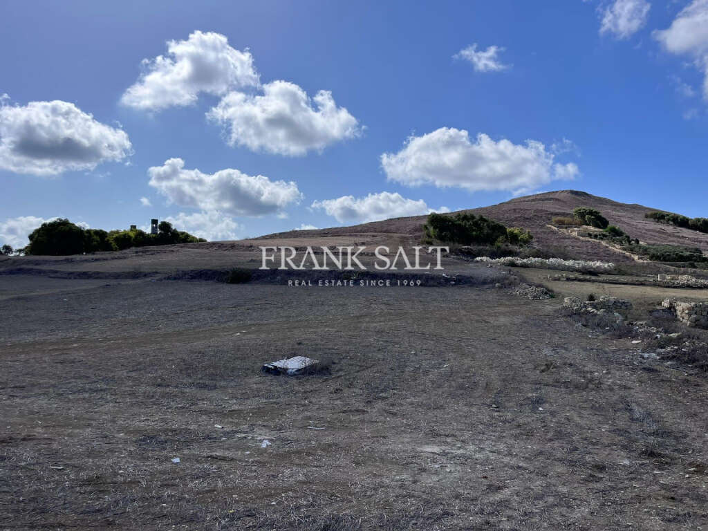 8 Bed, HouseFor Sale, Gharb, Gozo