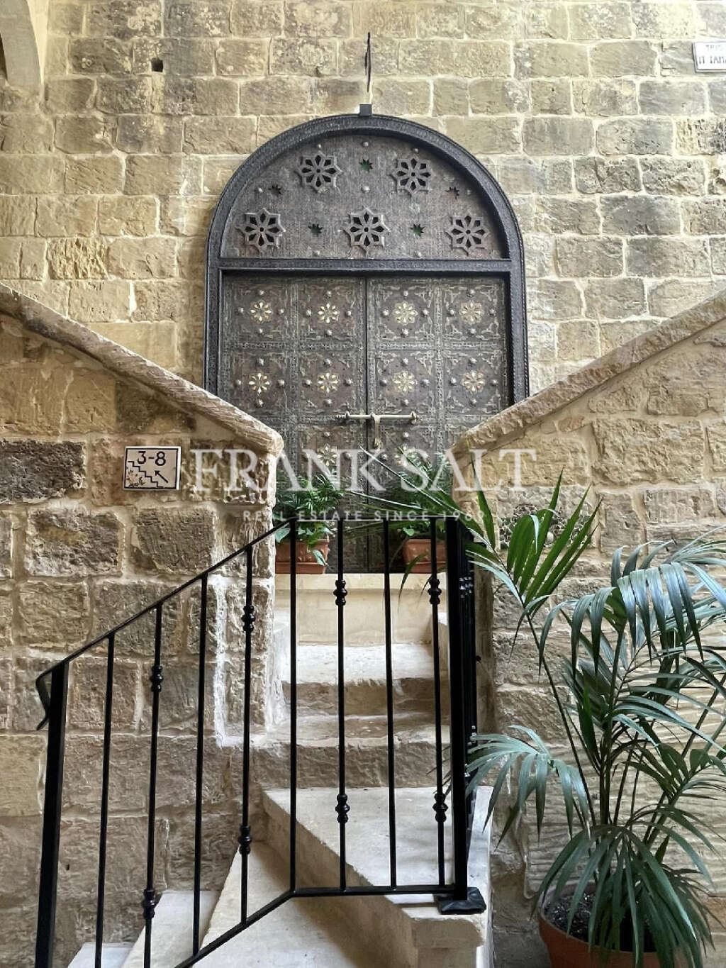8 Bed, HouseFor Sale, Gharb, Gozo
