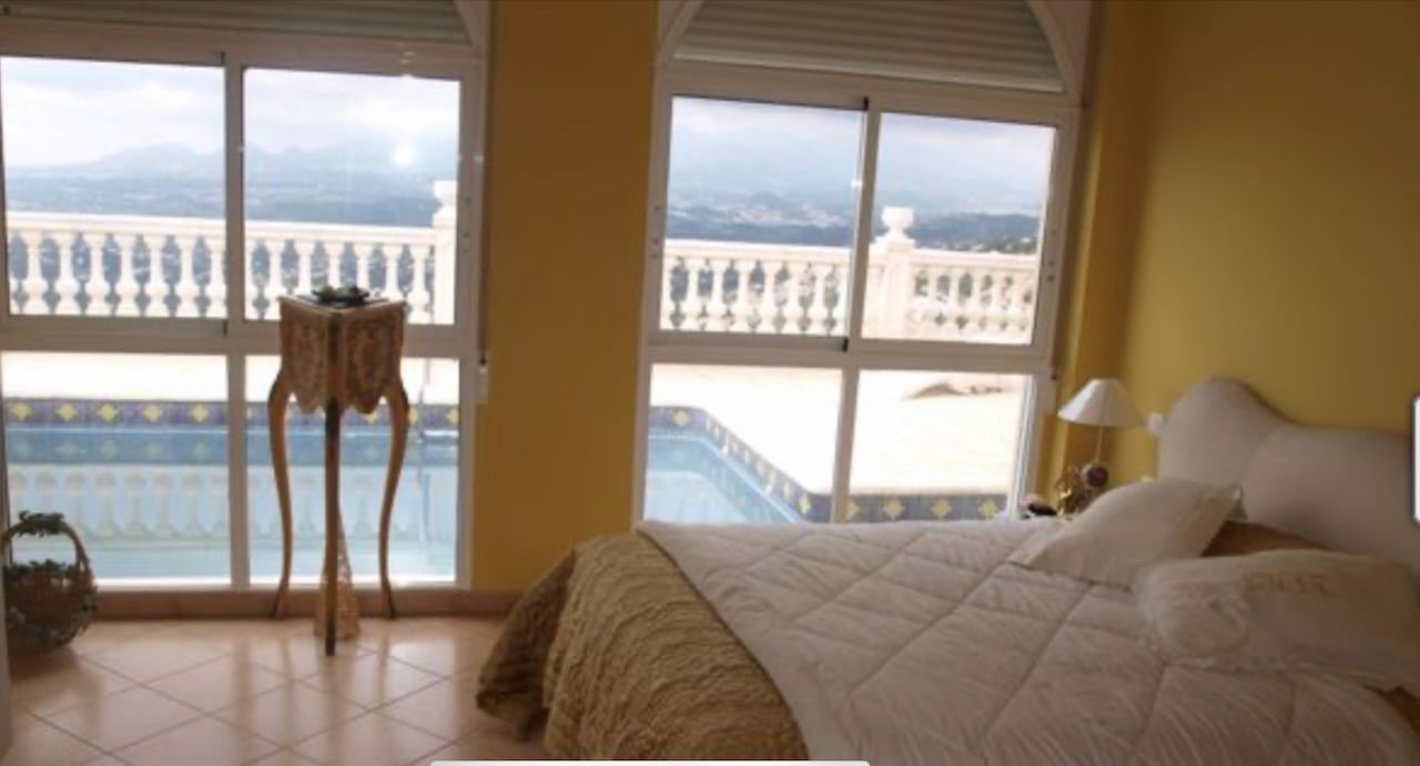 Altea, Alicante, 5 Bedrooms Bedrooms, ,For Sale,CHA0130 - OPF