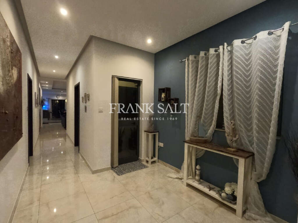 3 Bed, ApartmentFor Sale, Marsascala, Malta