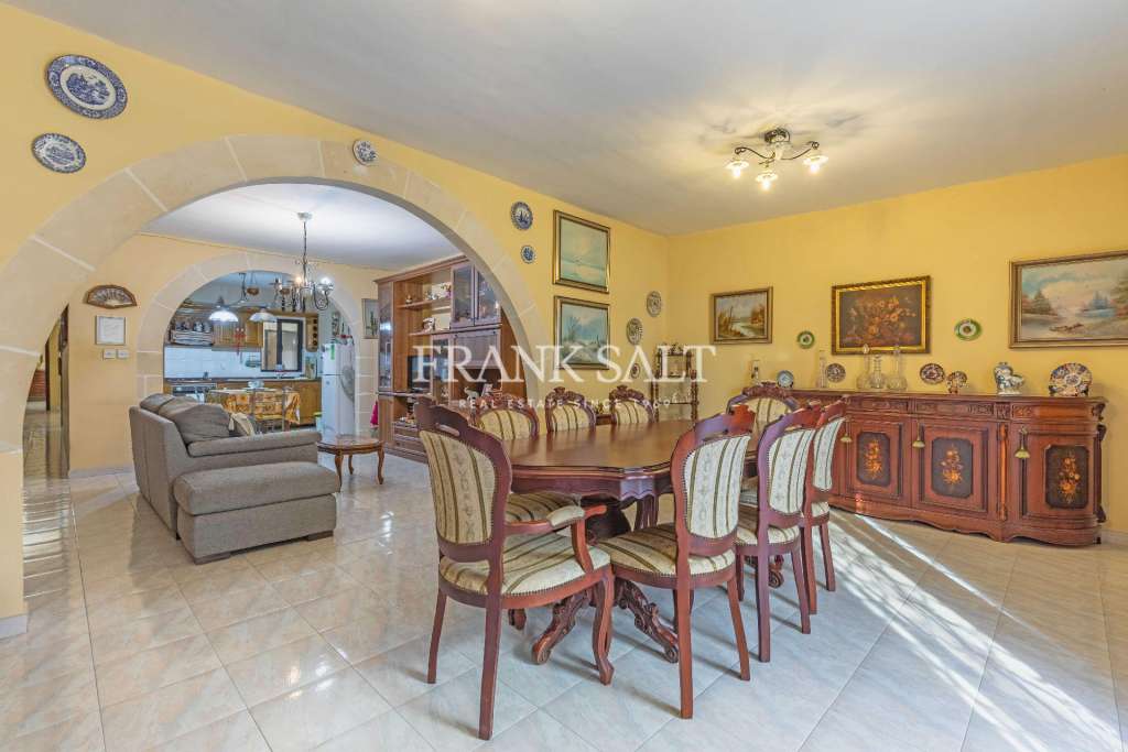 3 Bed, ApartmentFor Sale, St Julians, Malta