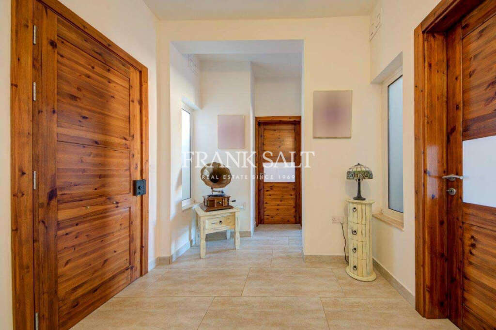 2 Bed, ApartmentFor Sale, Marsaxlokk, Malta