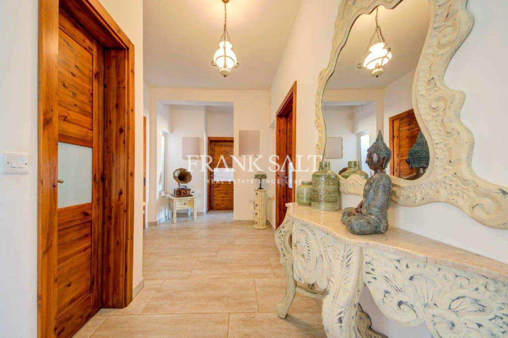 2 Bed, ApartmentFor Sale, Marsaxlokk, Malta