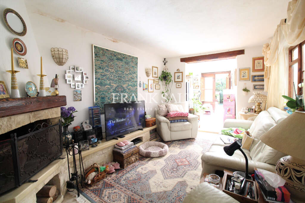 2 Bed, HouseFor Sale, Siggiewi, Malta