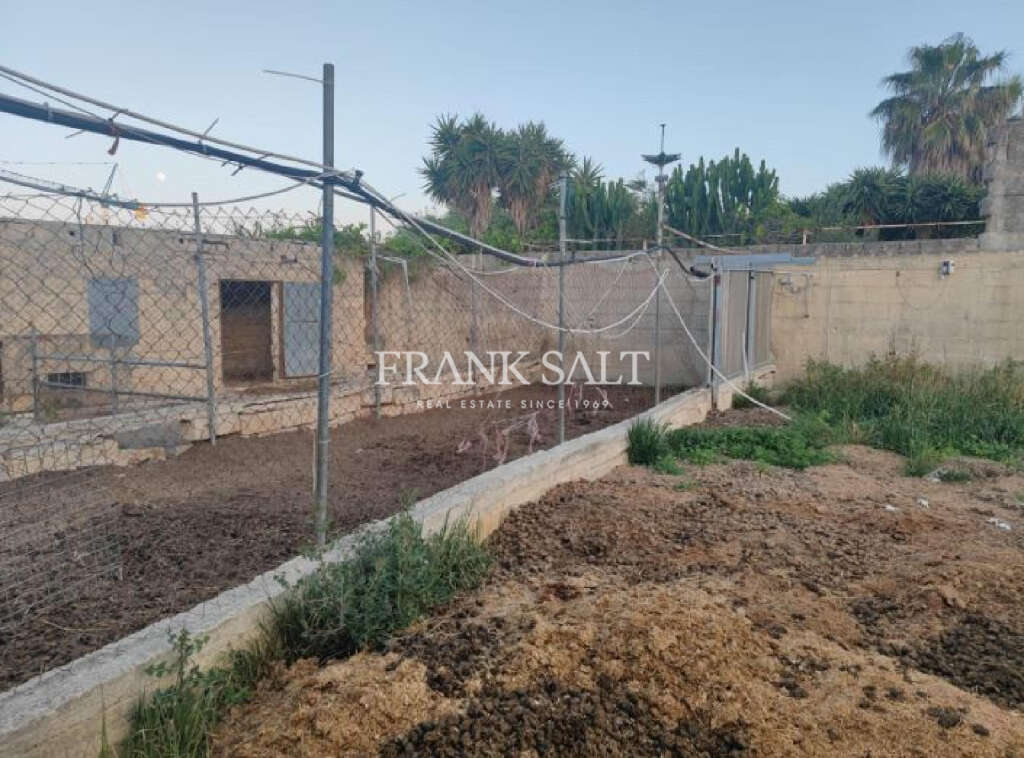 Commercial Property, For Sale