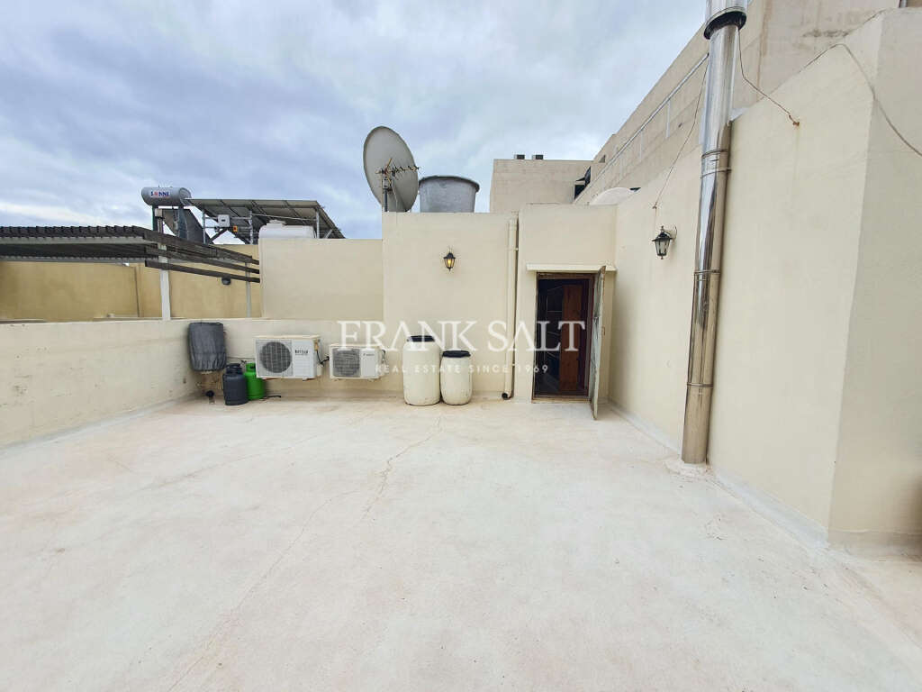 3 Bed, ApartmentFor Sale, Marsascala, Malta