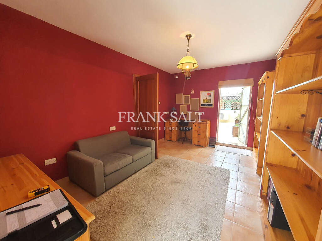 3 Bed, ApartmentFor Sale, Marsascala, Malta