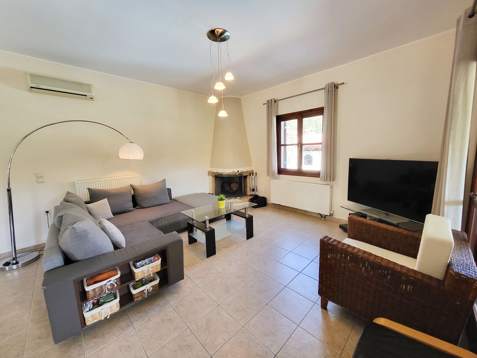 4 Bed, 2 Bath, HouseFor Sale, Chania, Crete
