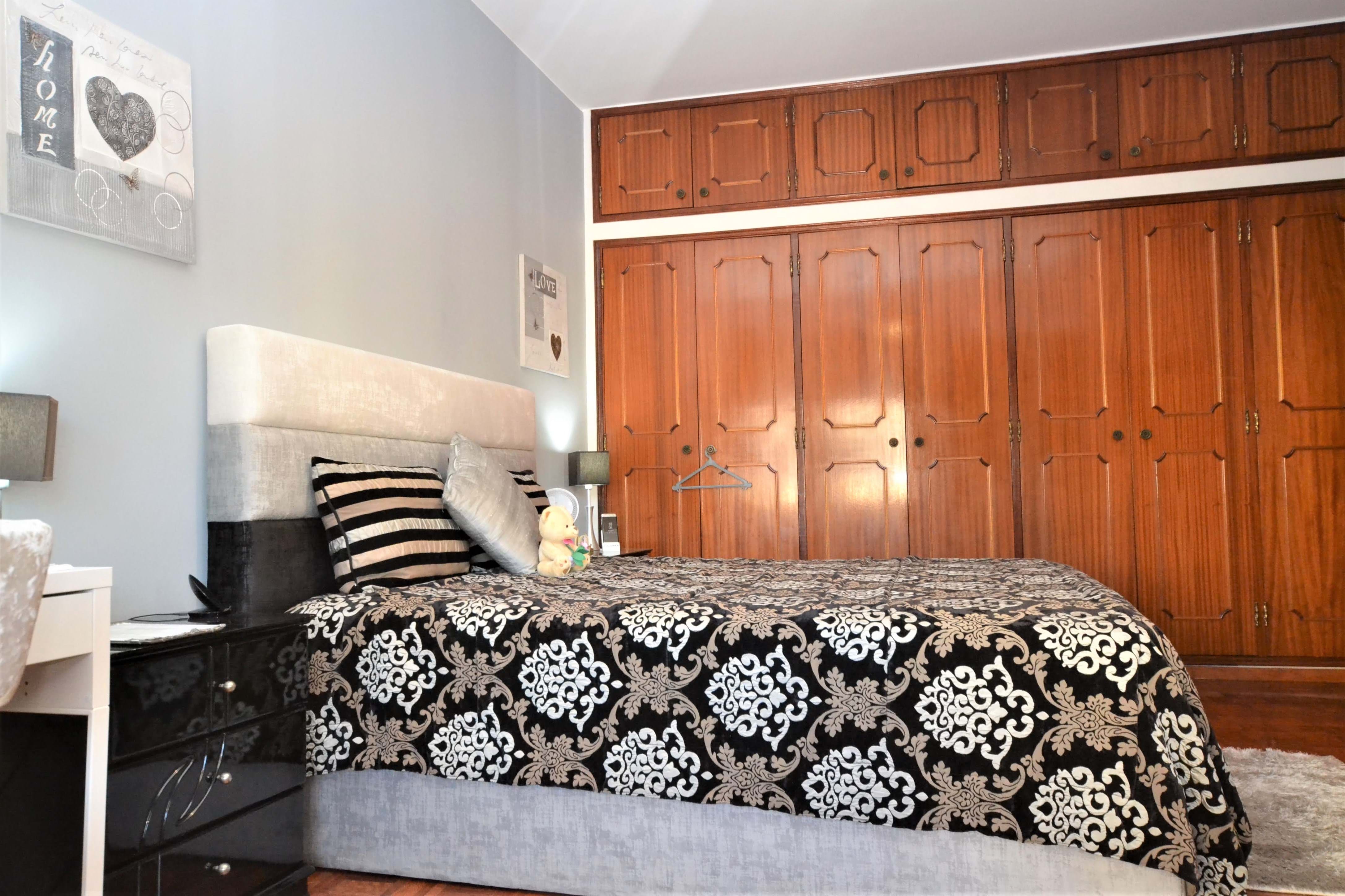 3 Bed, 6 Bath, HouseFor Sale, Loulé, Faro, 8100-287